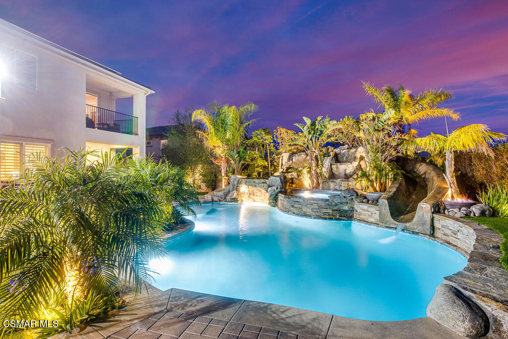 7377 Woods Court
