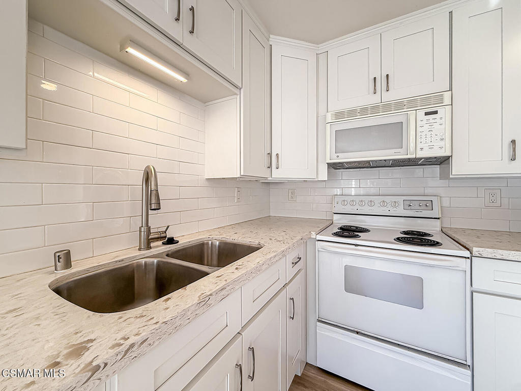 291 Sequoia Court 17