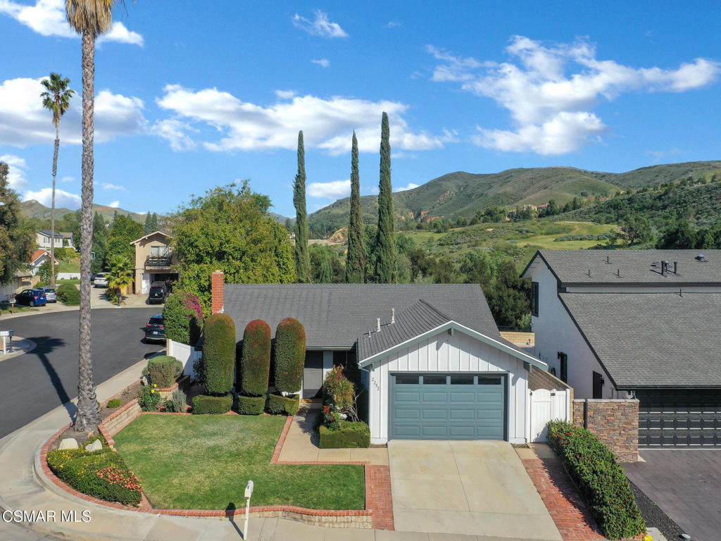 2202 Aspenpark Court
