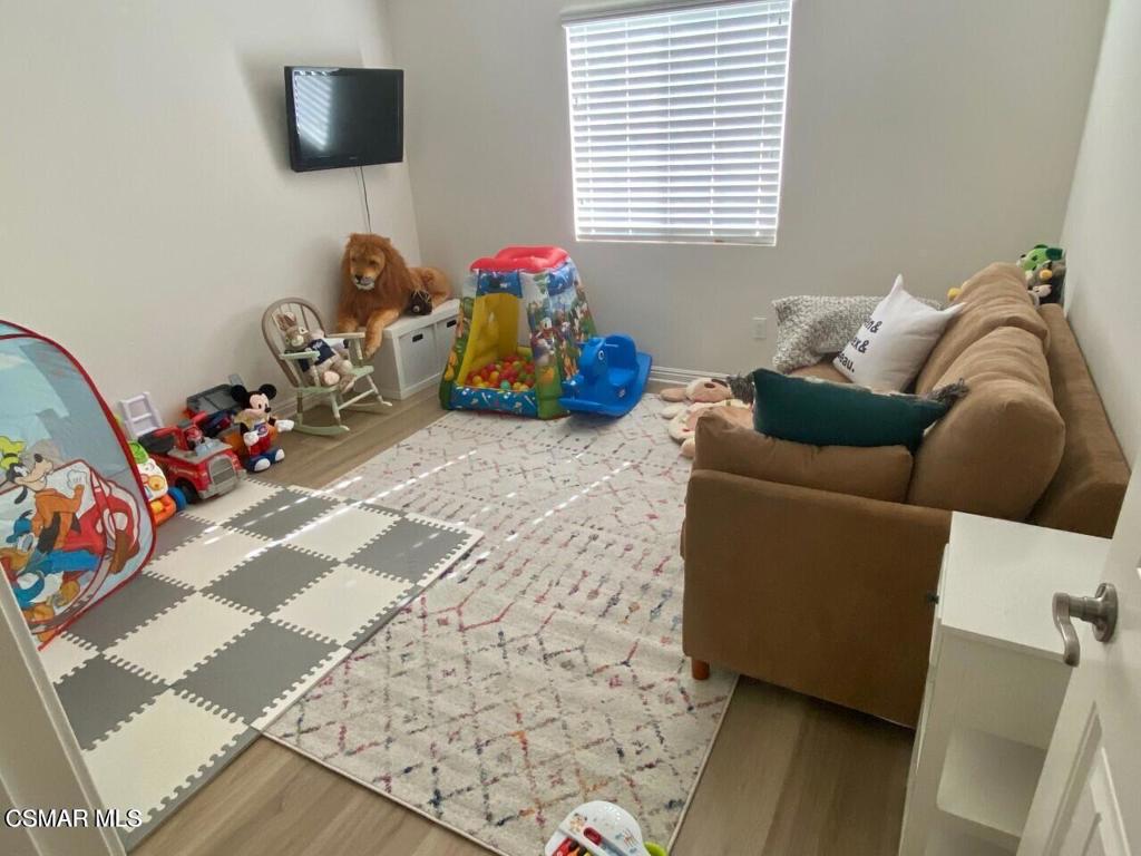 32 Secret Hollow Lane