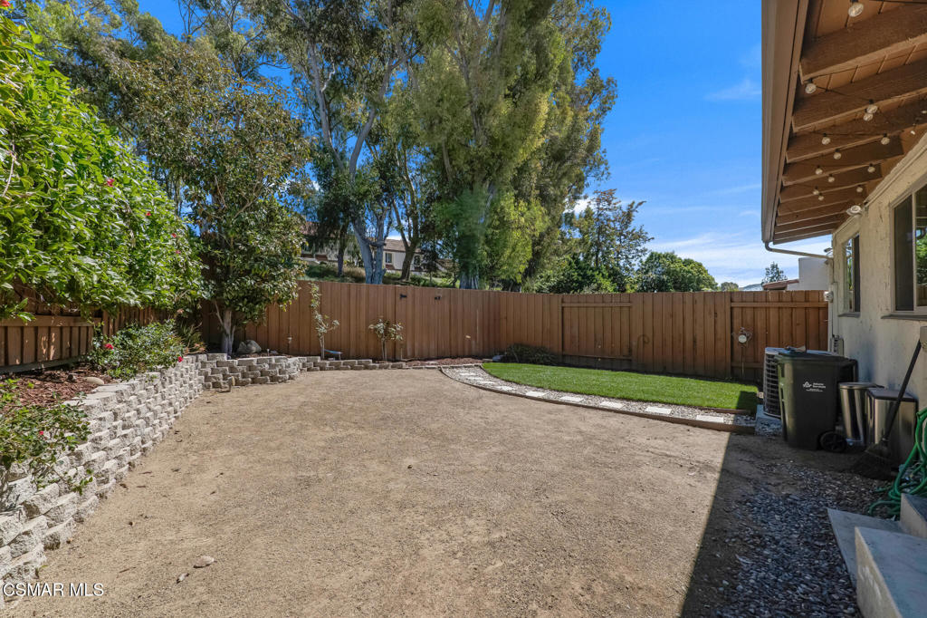 898 Woodlawn Drive