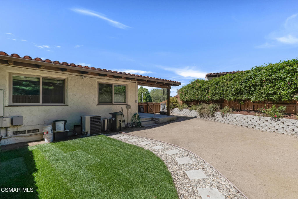 898 Woodlawn Drive