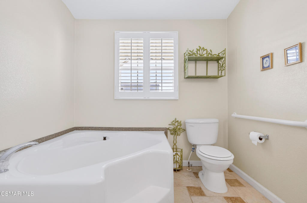 195 Tierra Rejada Road 60