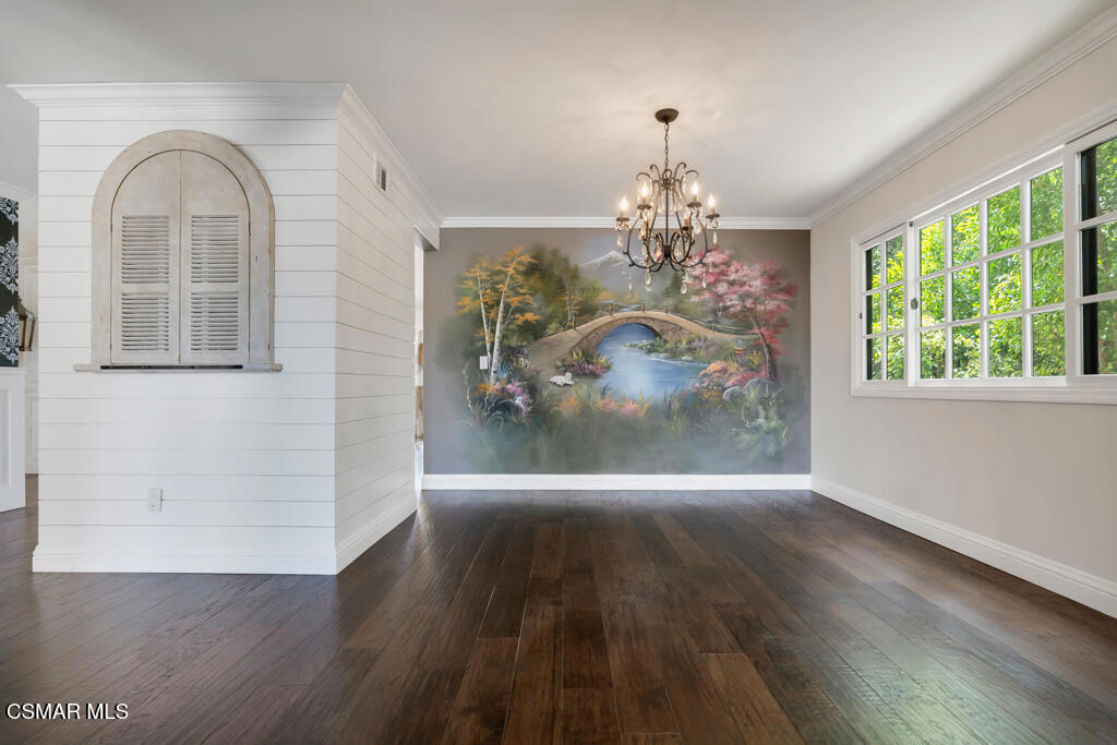 2076 Hillsbury Road