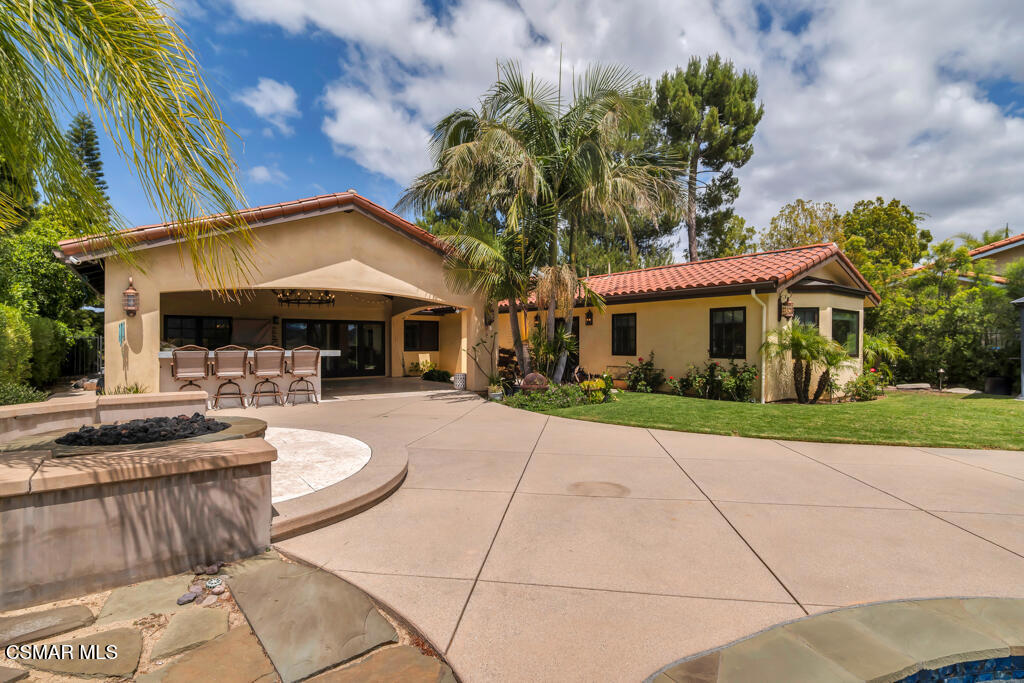 2076 Hillsbury Road
