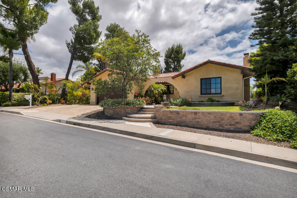 2076 Hillsbury Road