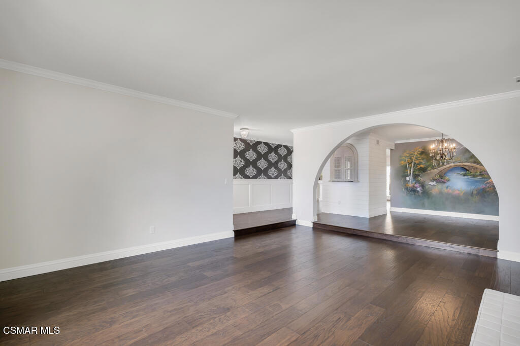 2076 Hillsbury Road