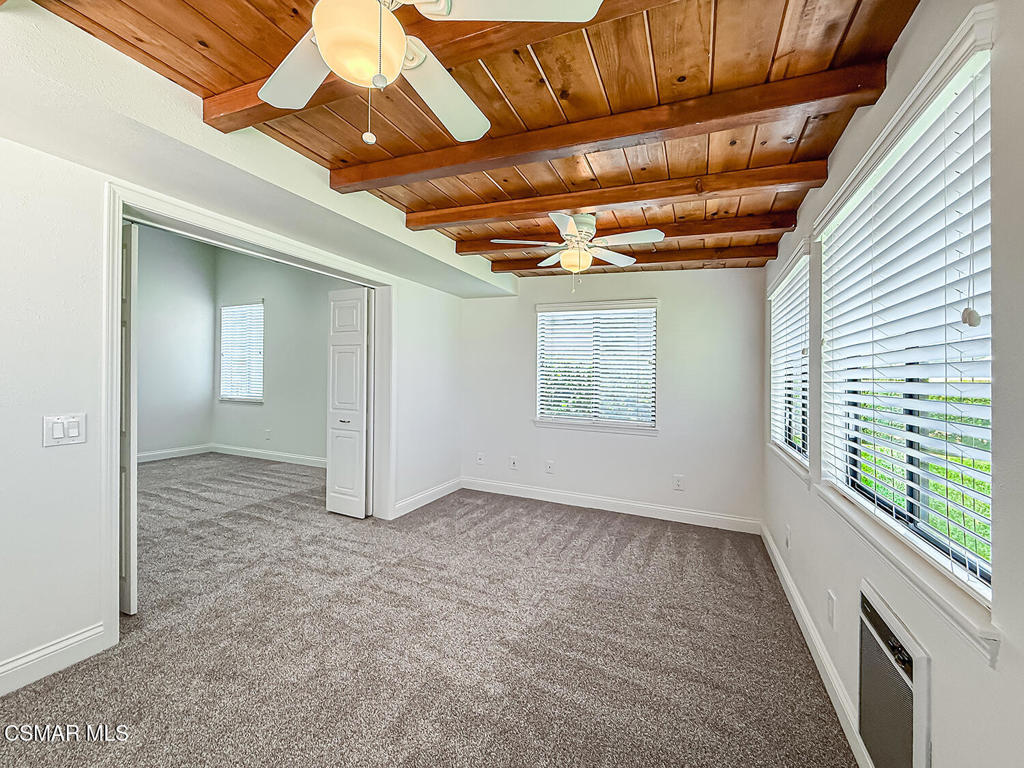 42203 Village 42