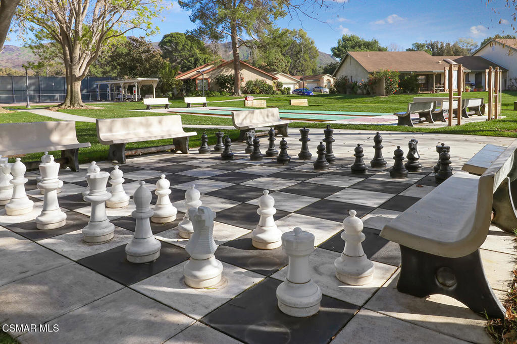 42203 Village 42