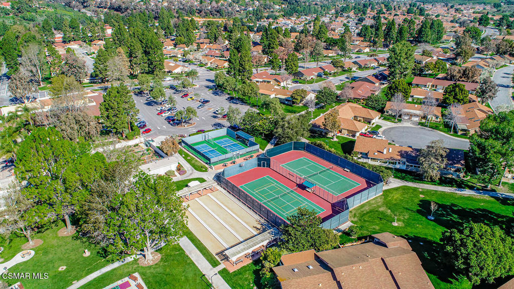 42203 Village 42