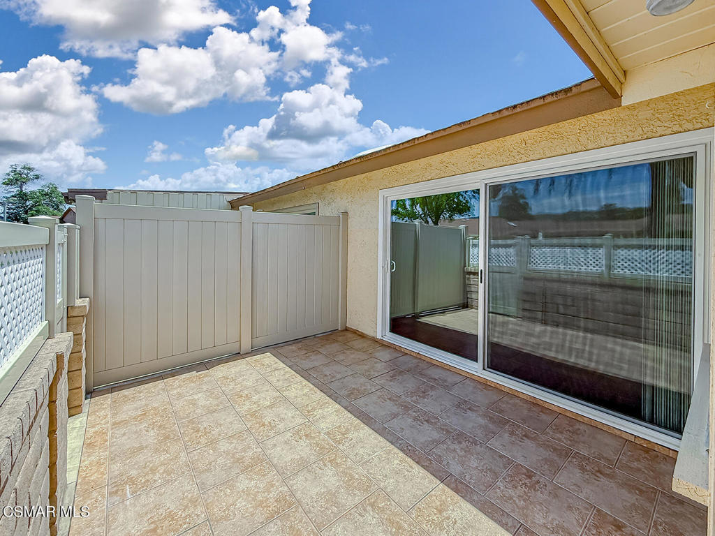 42203 Village 42