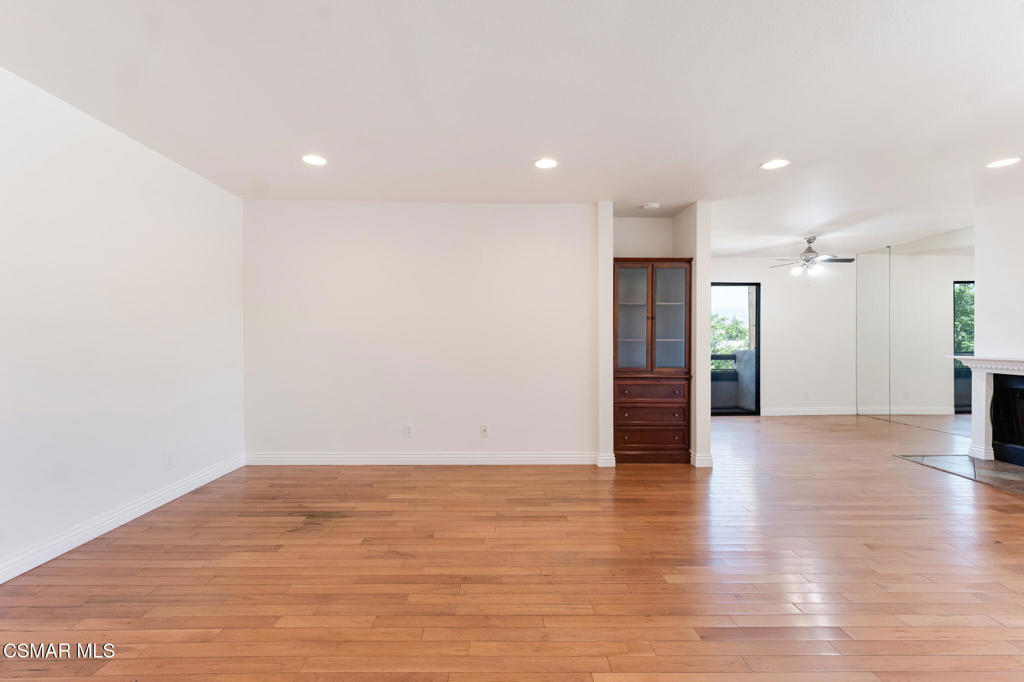 8710 Independence Avenue 307