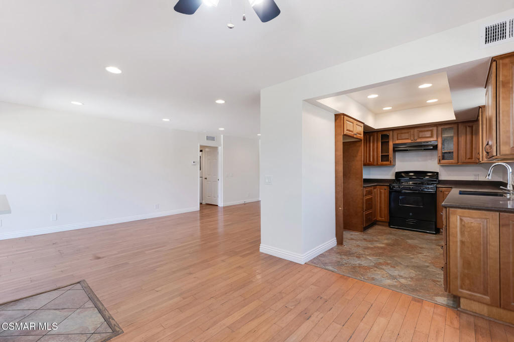 8710 Independence Avenue 307