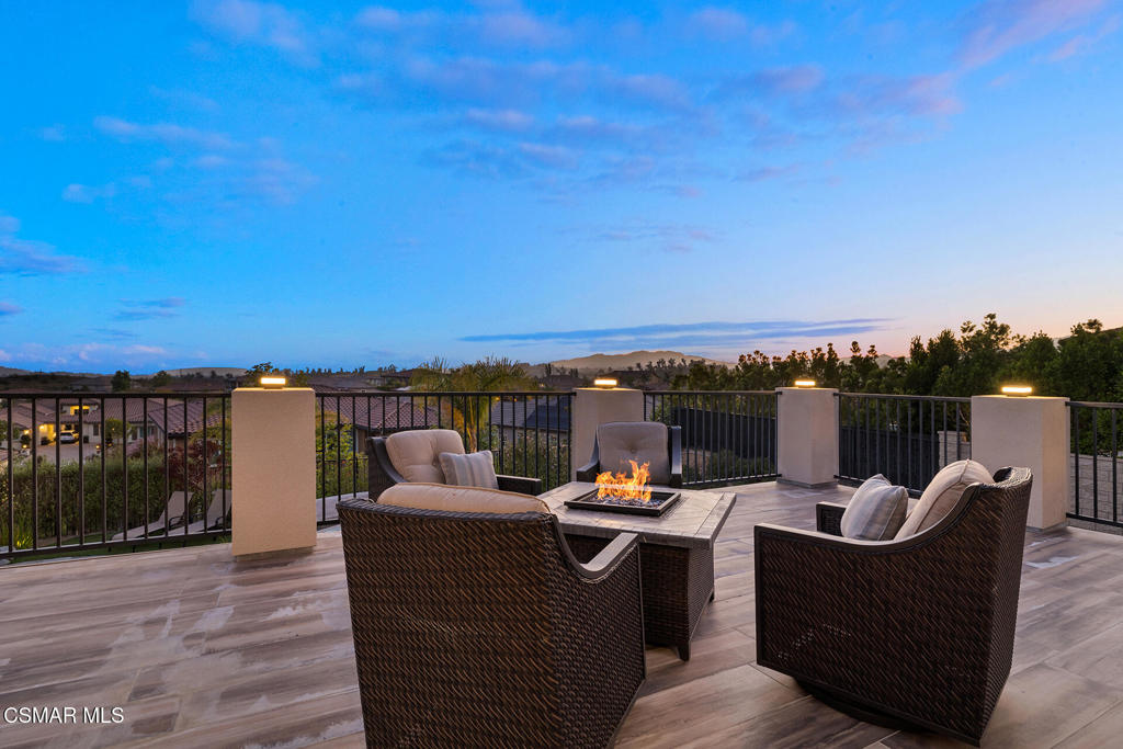 7377 Woods Court