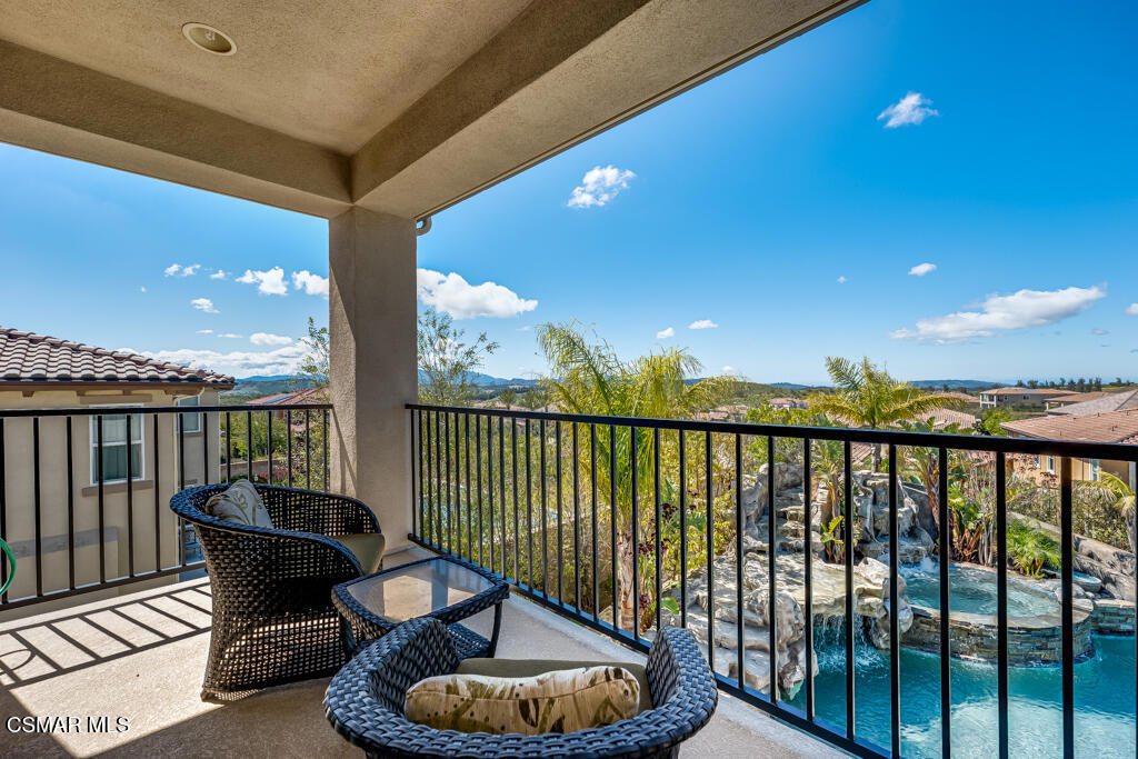 7377 Woods Court