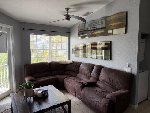 3013 Laurel Ridge Circle