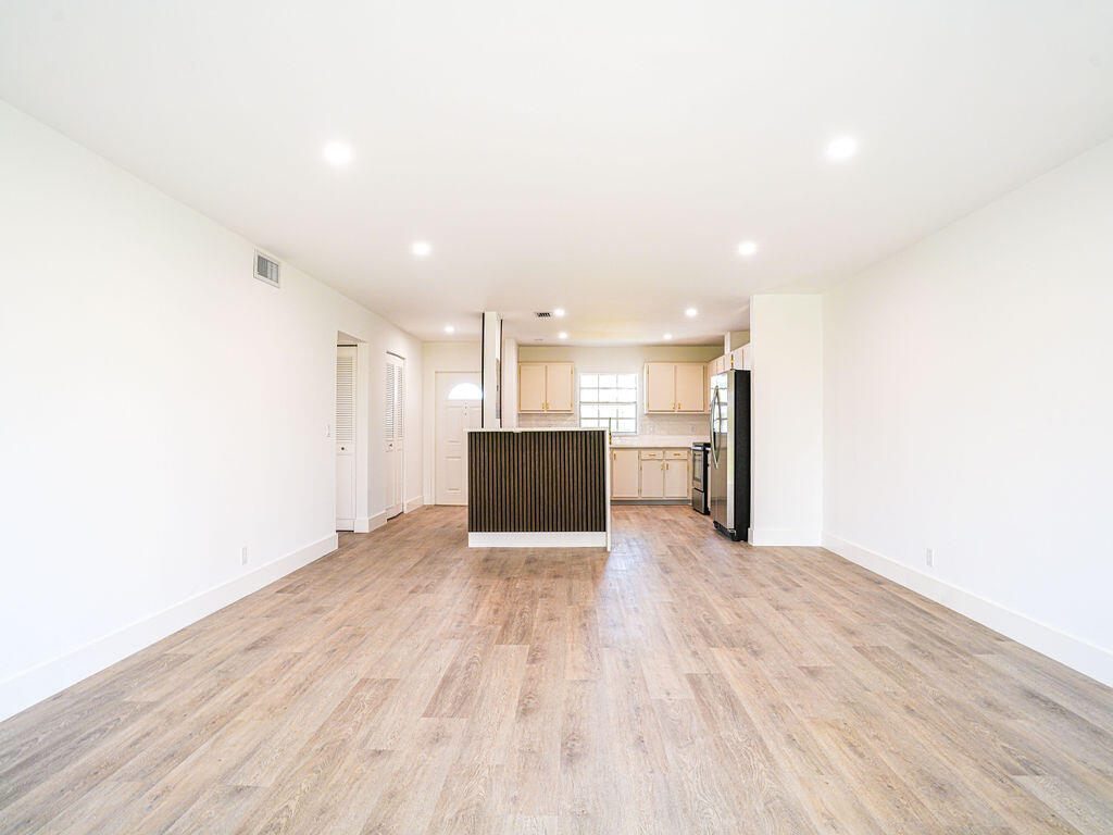 435 Bennington Lane 435
