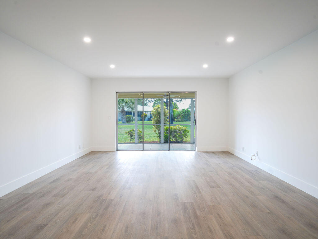 435 Bennington Lane 435