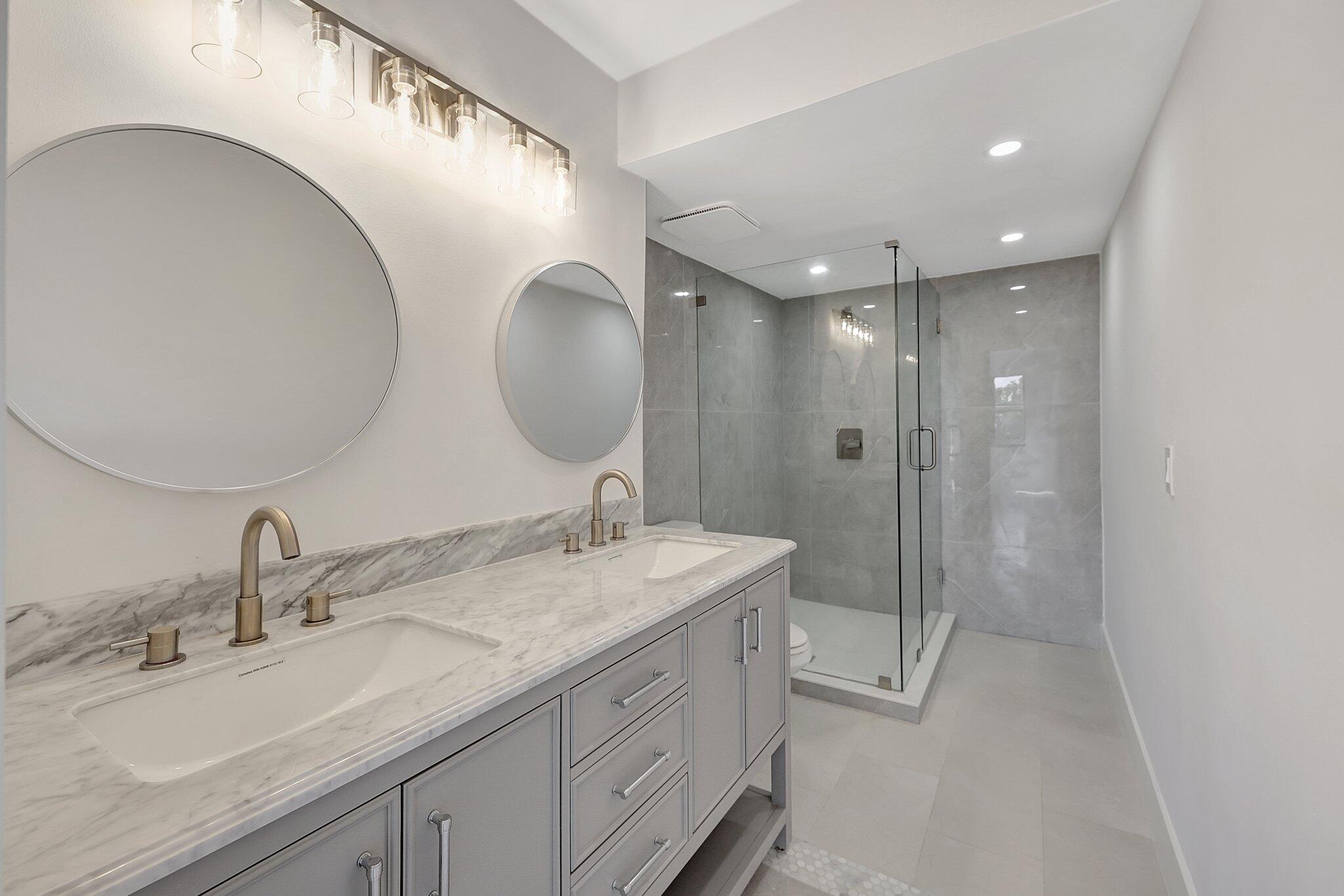 7370 S Ocean Drive 114