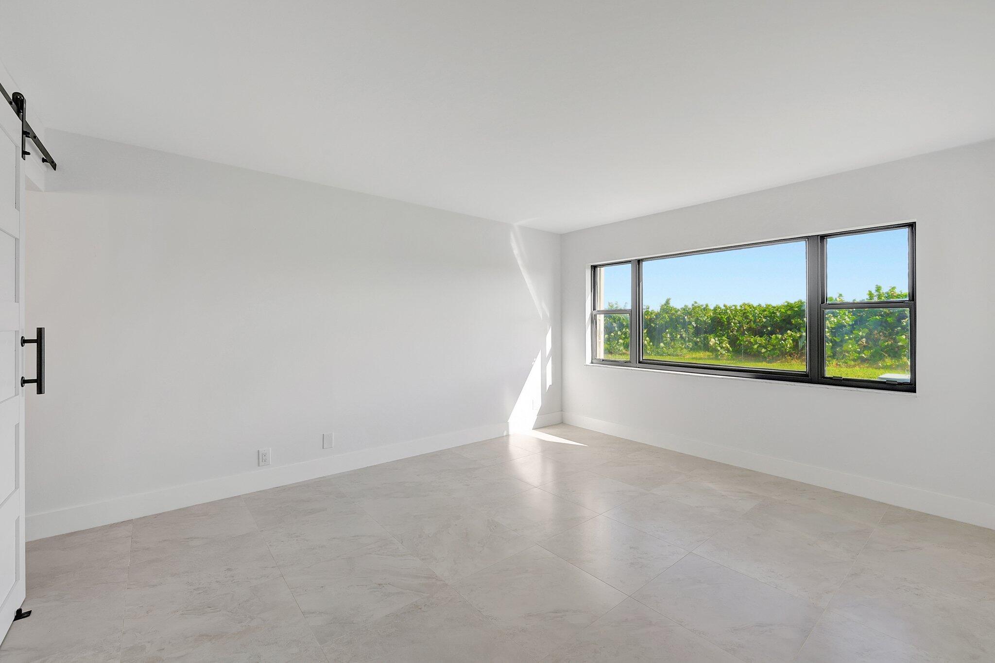 7370 S Ocean Drive 114