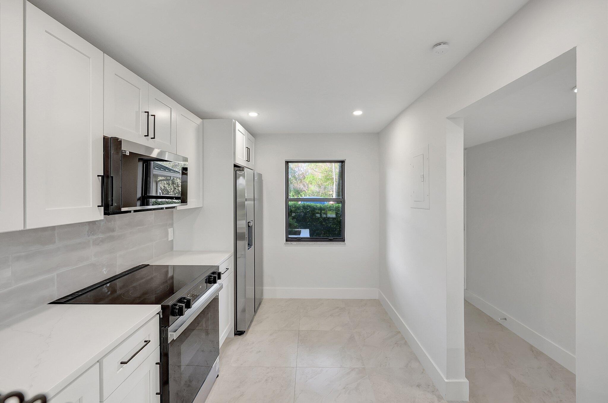 7370 S Ocean Drive 114