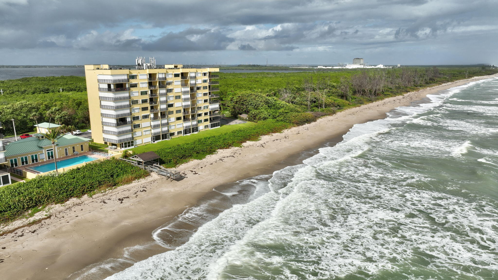 7370 S Ocean Drive 114