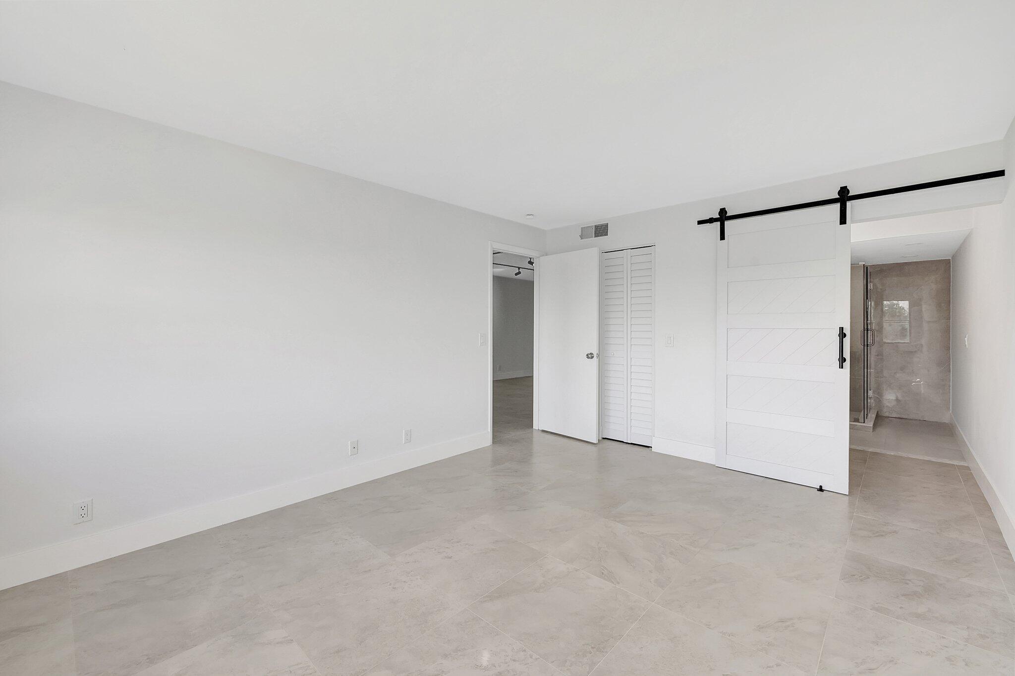7370 S Ocean Drive 114