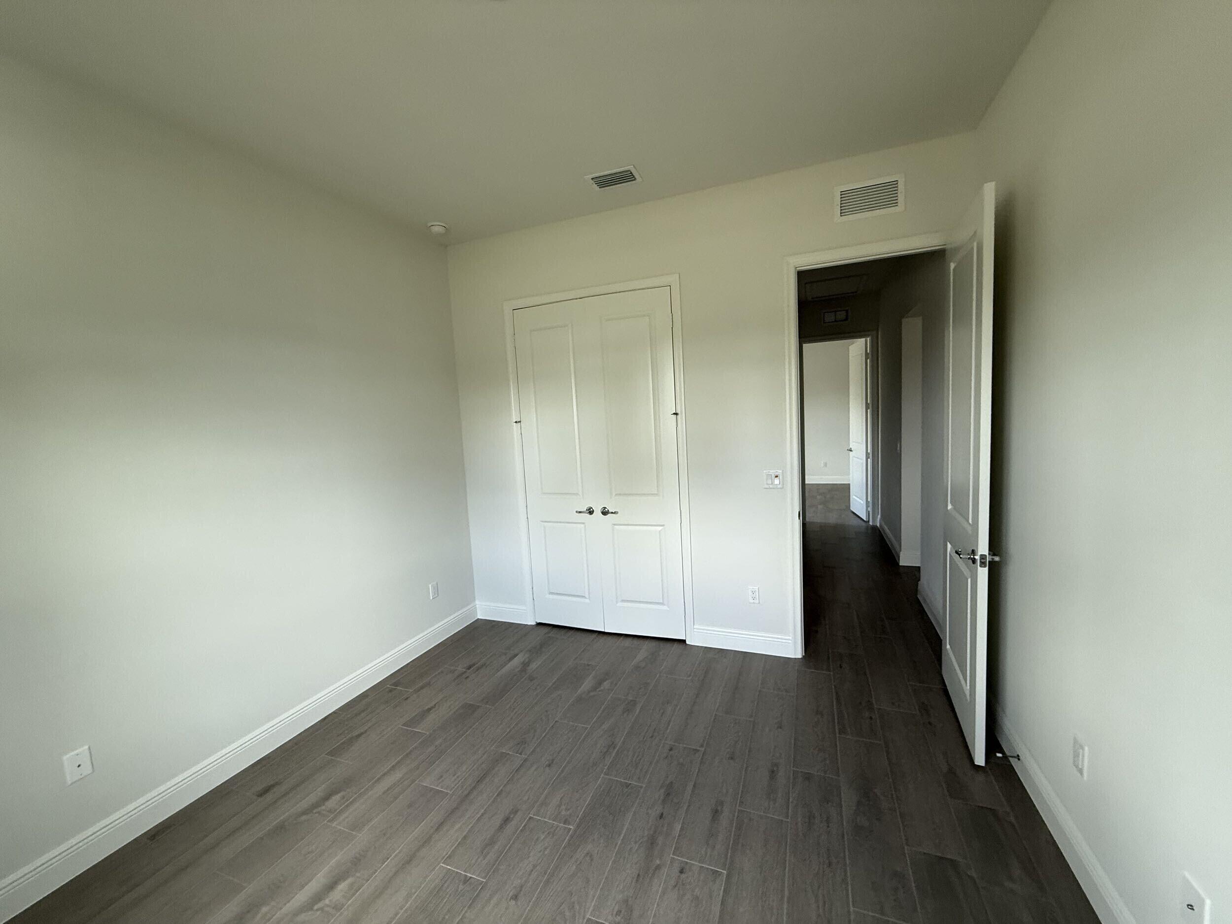 14042 82nd Street N