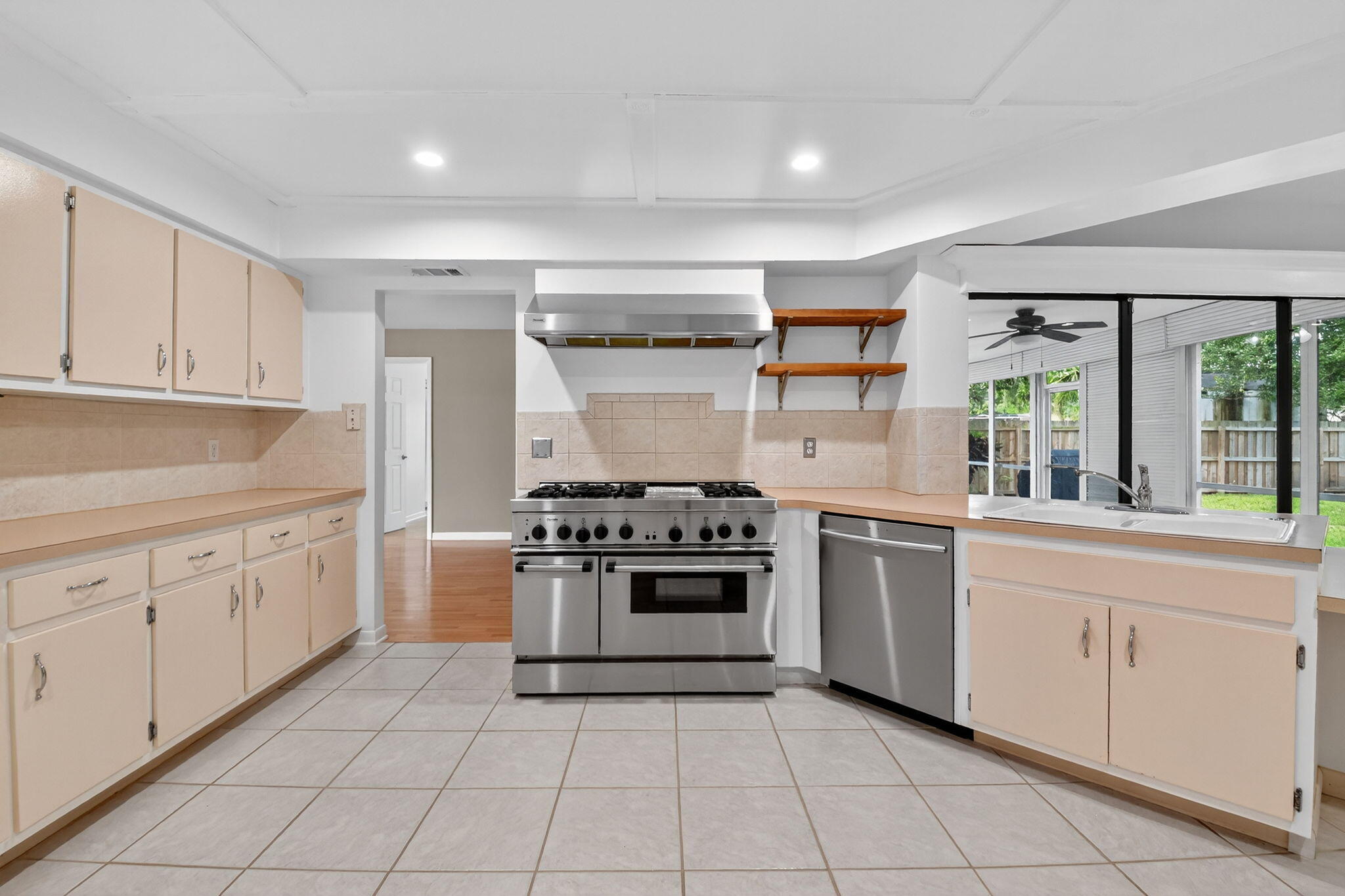 11784 Laurel Valley Circle