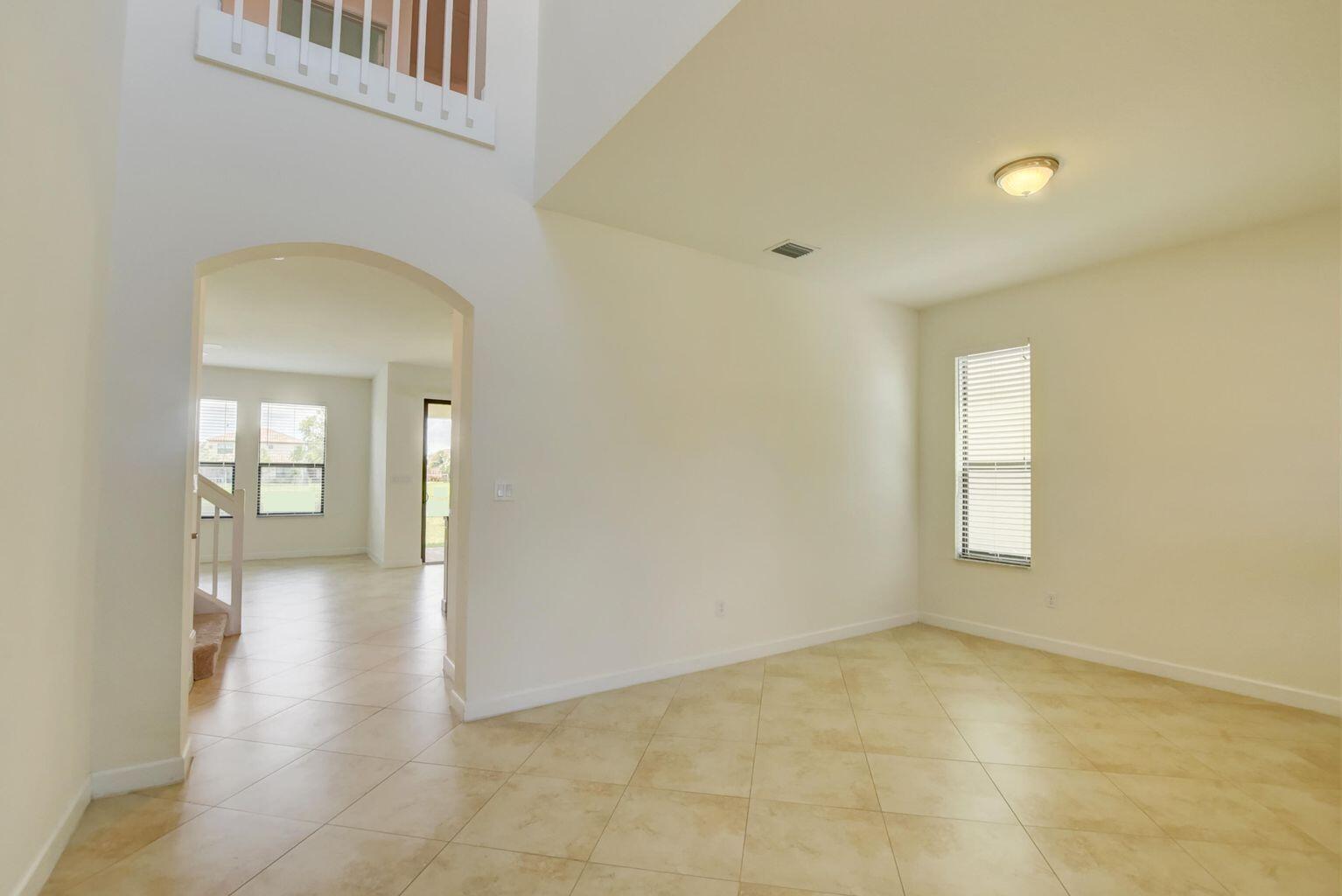 4568 Willow Basin Way
