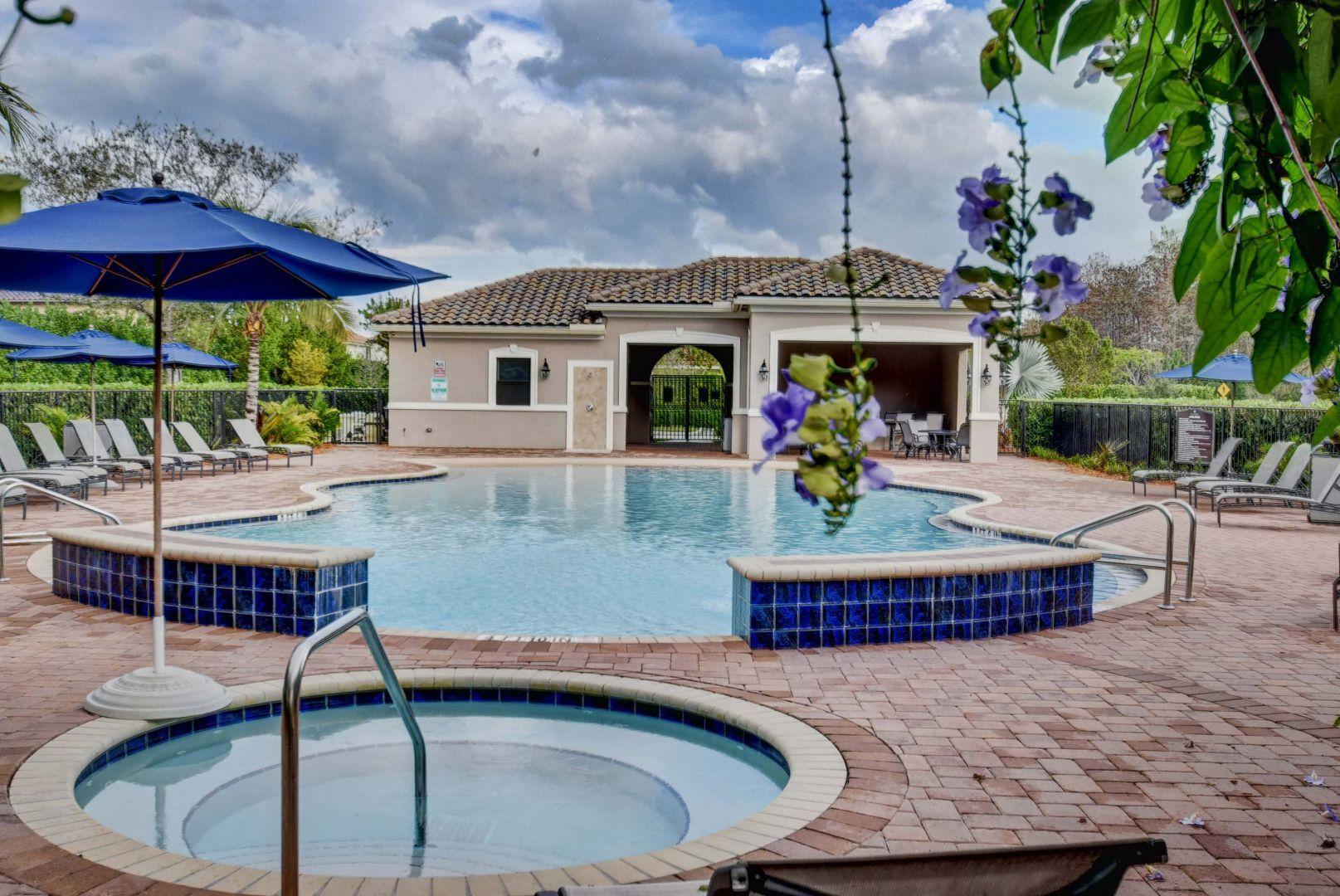 4568 Willow Basin Way