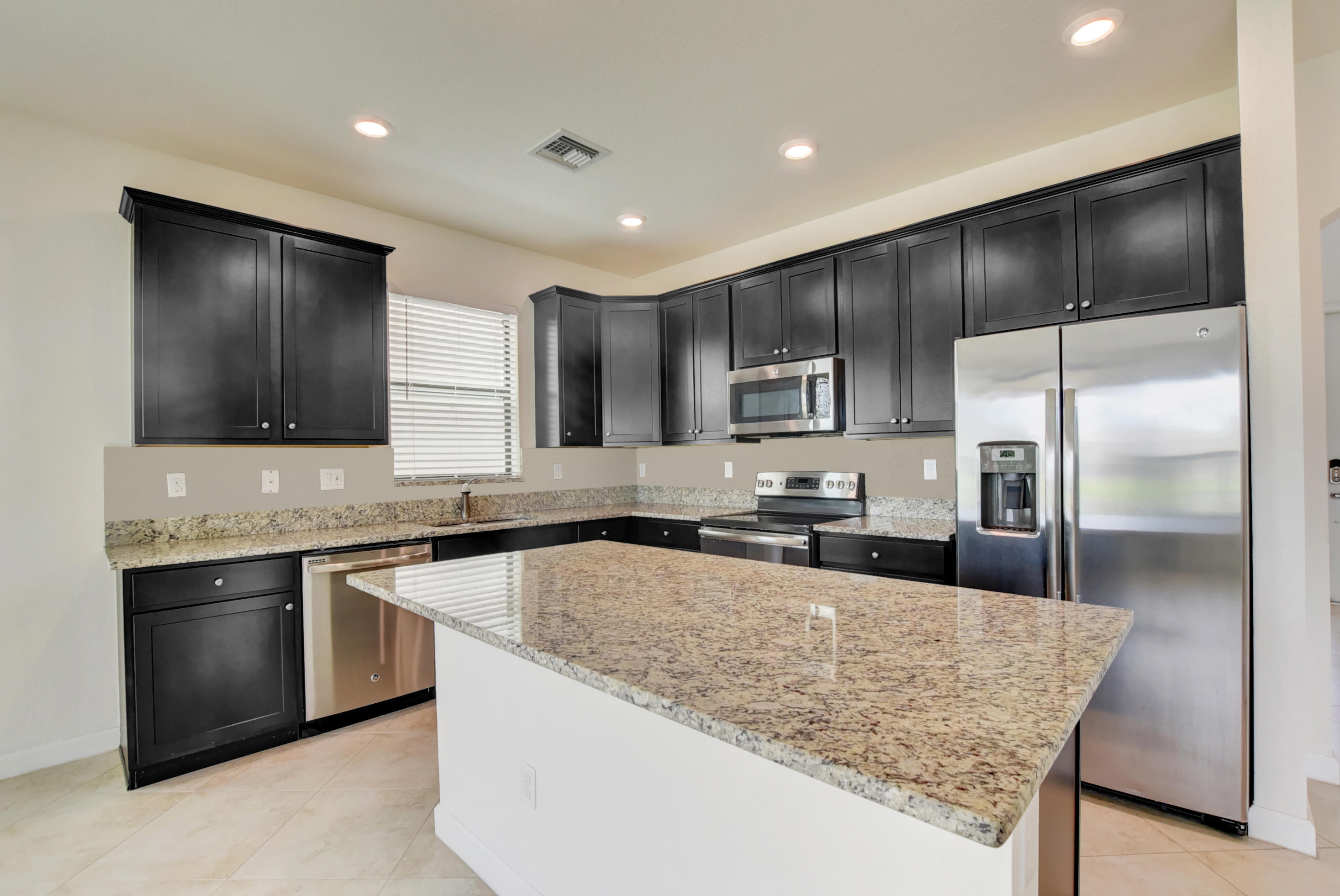 4568 Willow Basin Way
