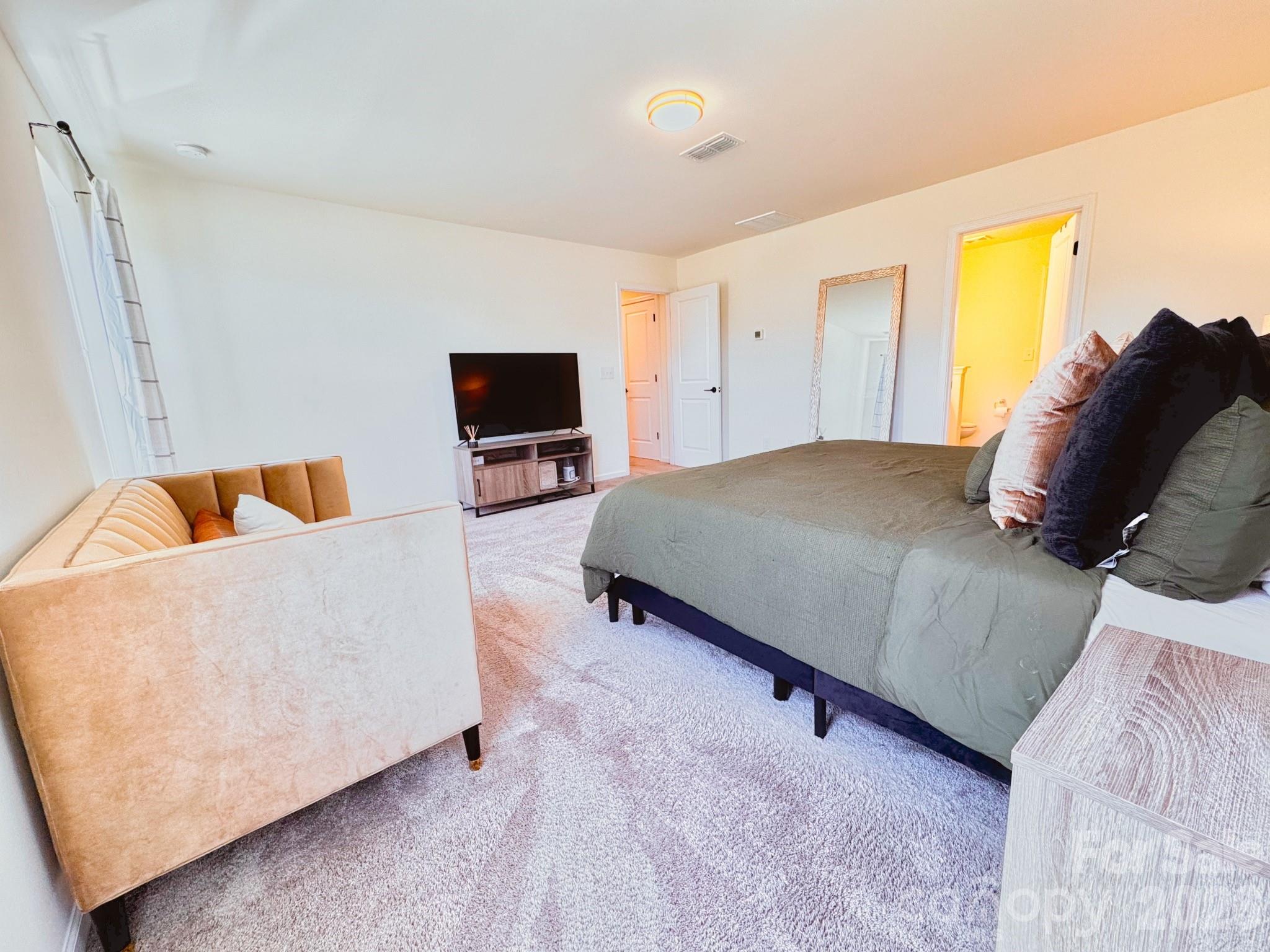 1565 Banham Drive