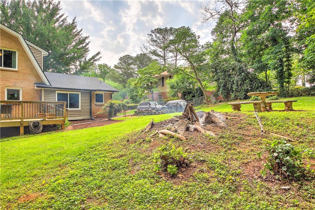 623 RIDGEVIEW Drive SW