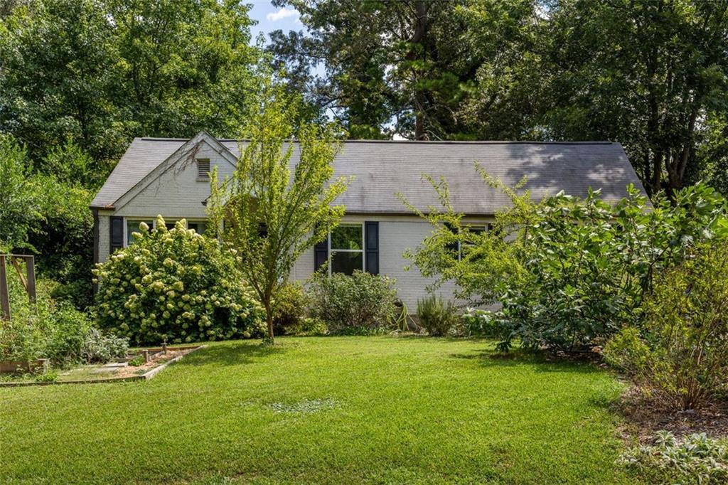 1934 WILLA Drive