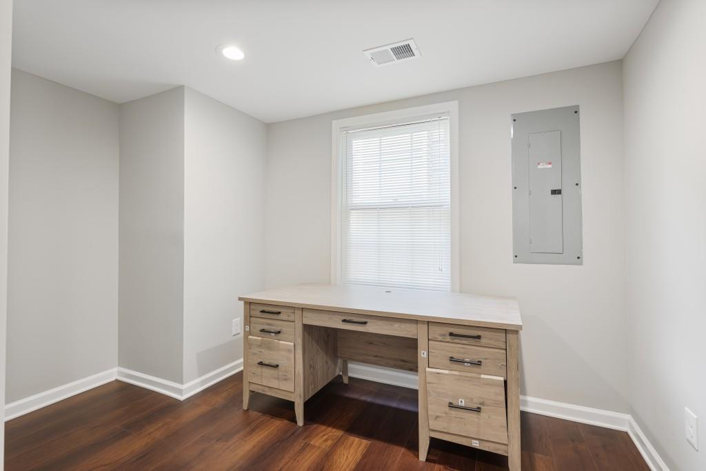 2336 Logan Circle NE