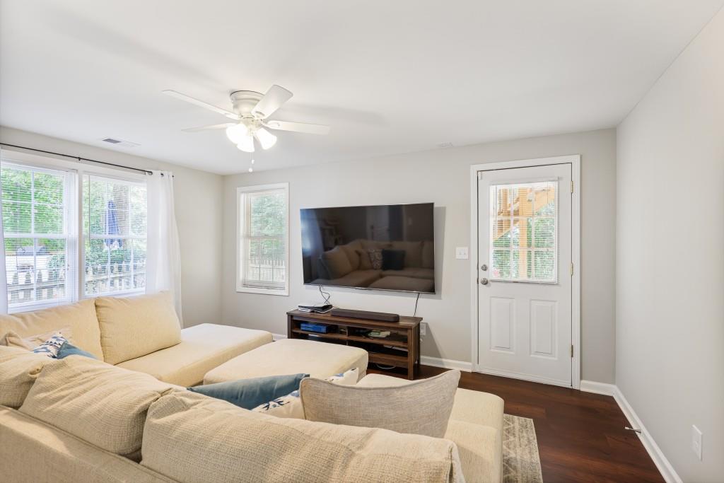 2336 Logan Circle NE