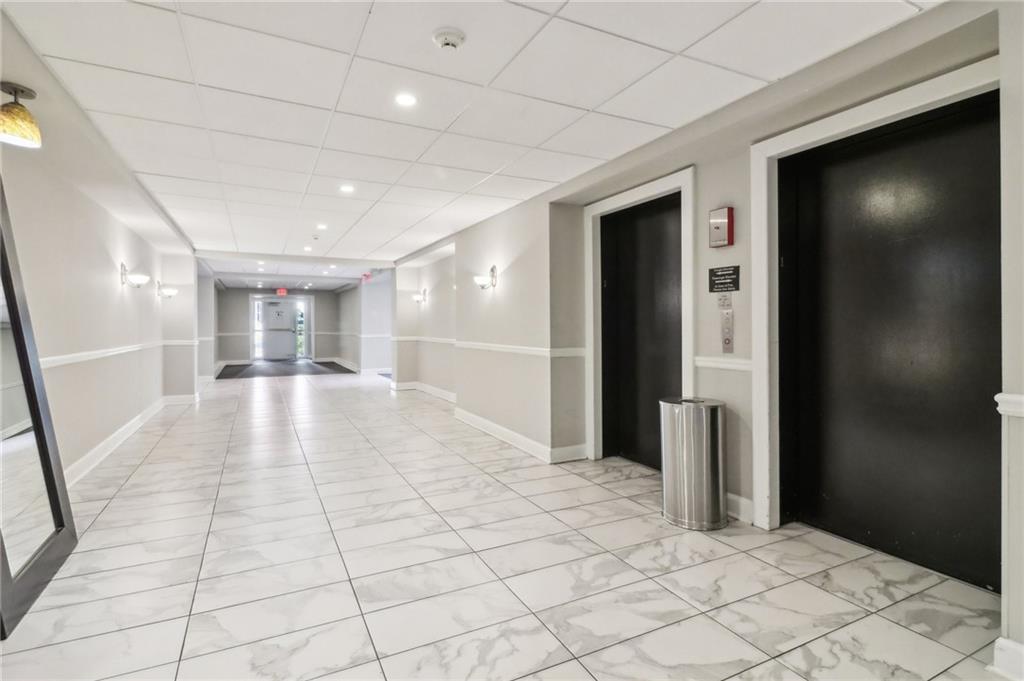 3655 Habersham Road Unit B132
