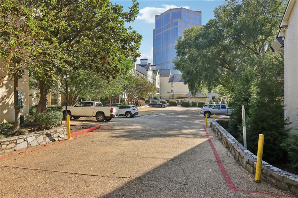 3655 Habersham Road Unit B132