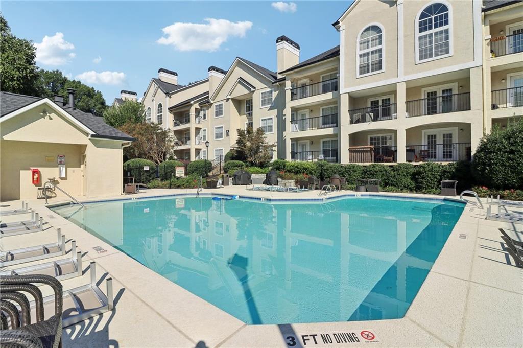 3655 Habersham Road Unit B132