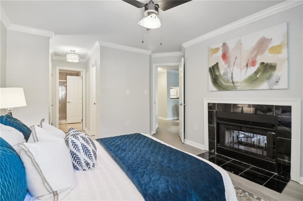 3655 Habersham Road Unit B132