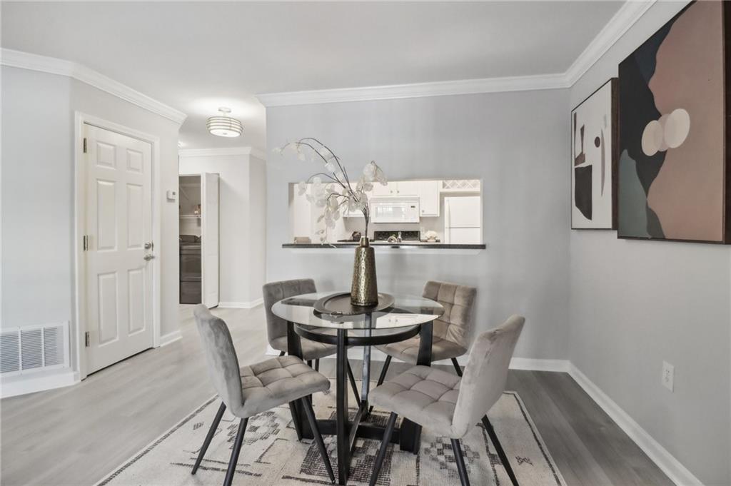 3655 Habersham Road Unit B132