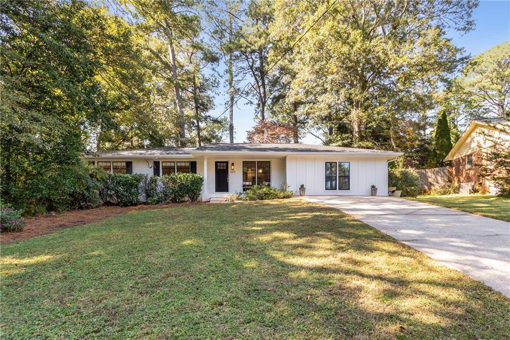 207 Forest Glen Way