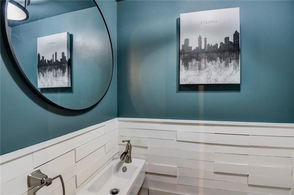 1661 La France Street NE Unit 209