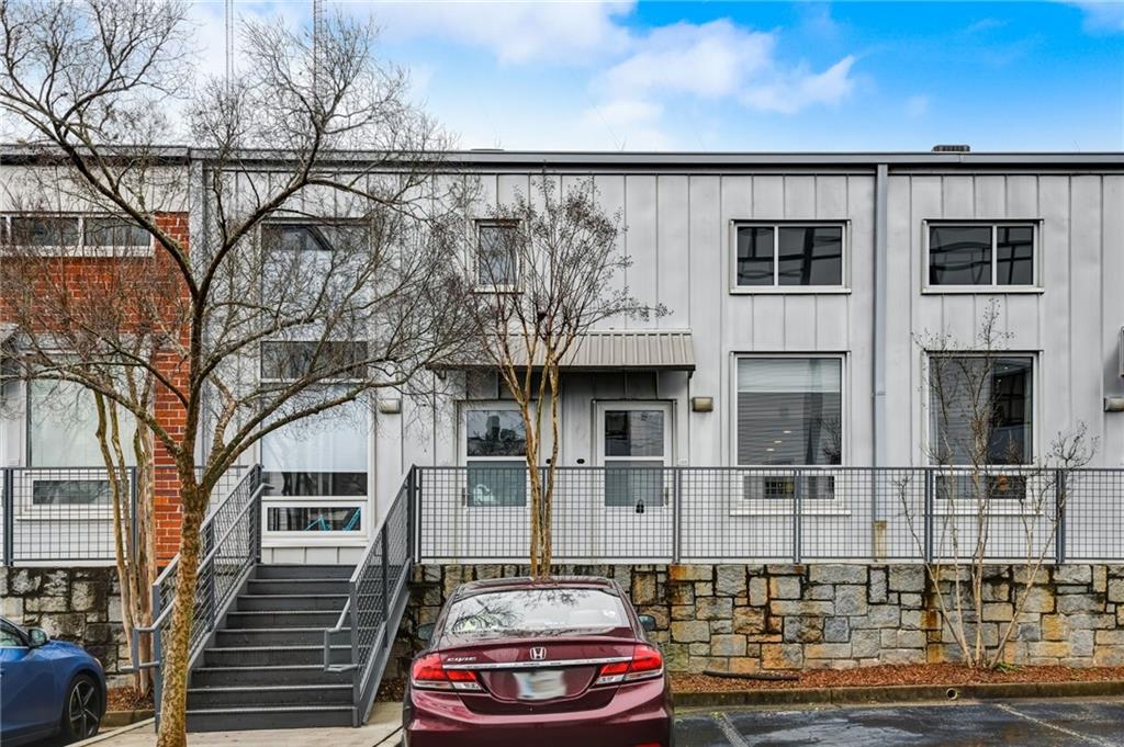 1661 La France Street NE Unit 209