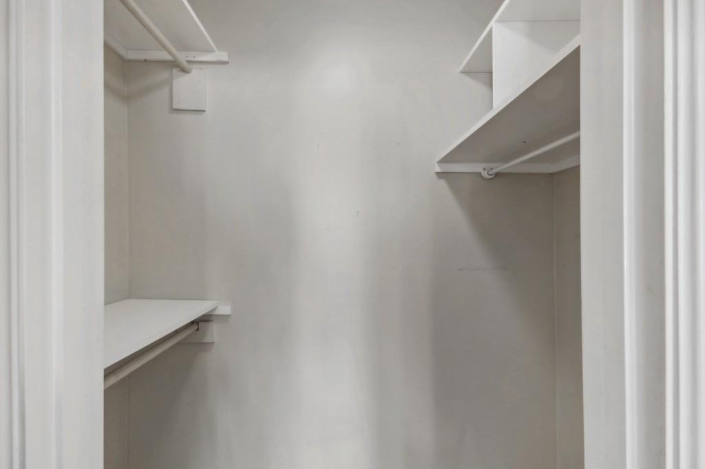 5375 Roswell Unit C4