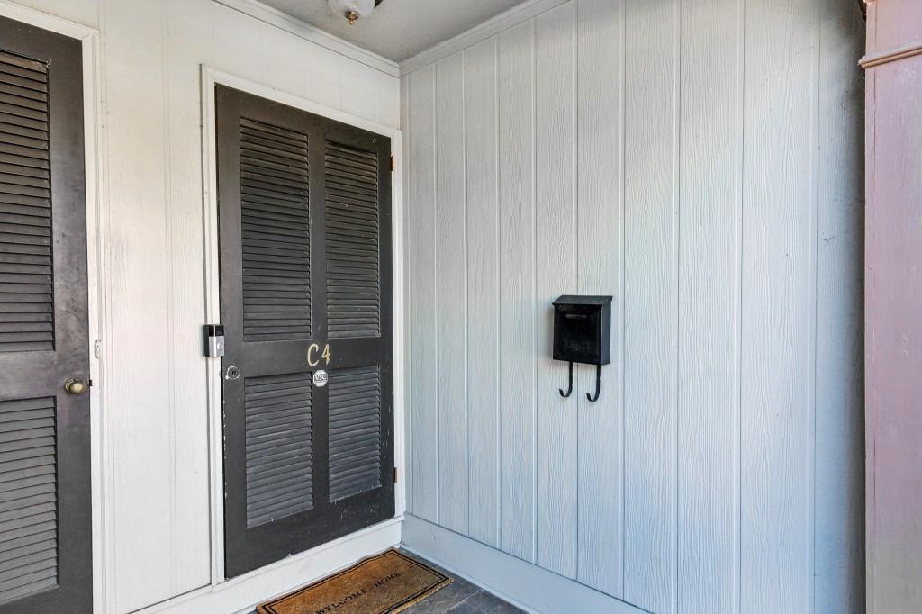5375 Roswell Unit C4