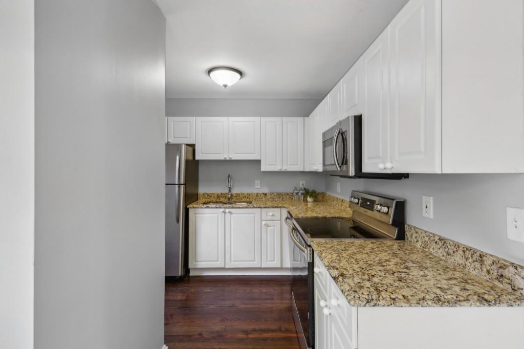 5375 Roswell Unit C4