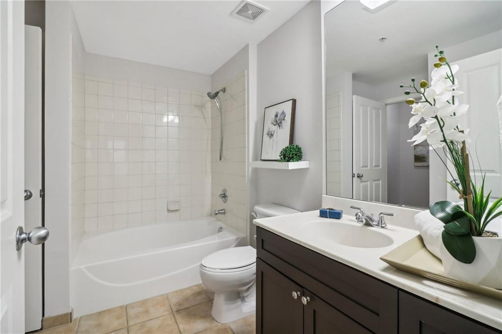 230 E Ponce De Leon Avenue Unit 524