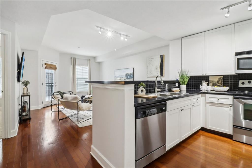 230 E Ponce De Leon Avenue Unit 524